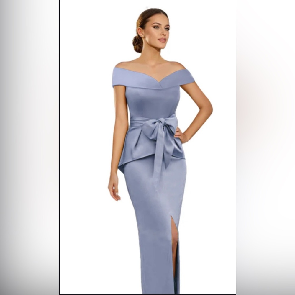 Chic Strapless Lavender Dress